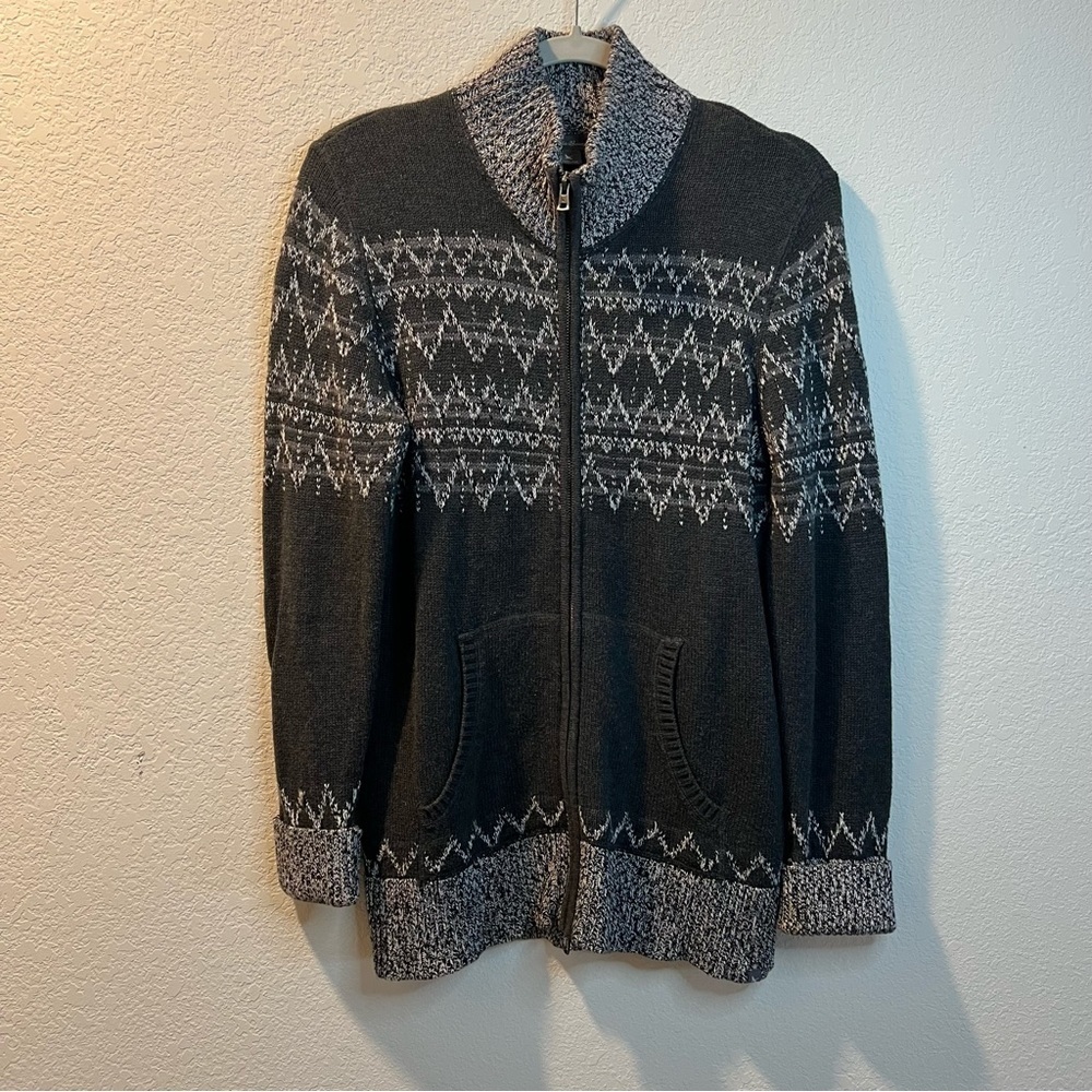 Women’s Eddie Bauer gray fair isle printed knit zip up sweater size medium M